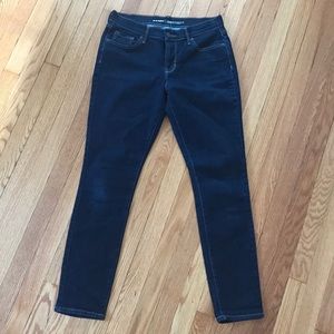 Old Navy dark denim mid rise skinny jeans